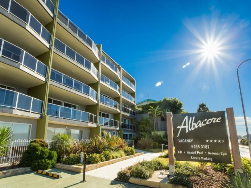Albacore Apartments ميريمبولا المظهر الخارجي الصورة